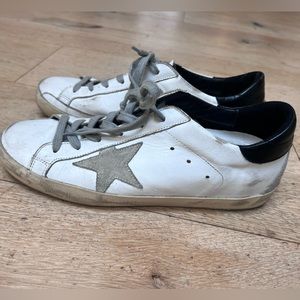 Golden goose women’s sneakers size 39/9